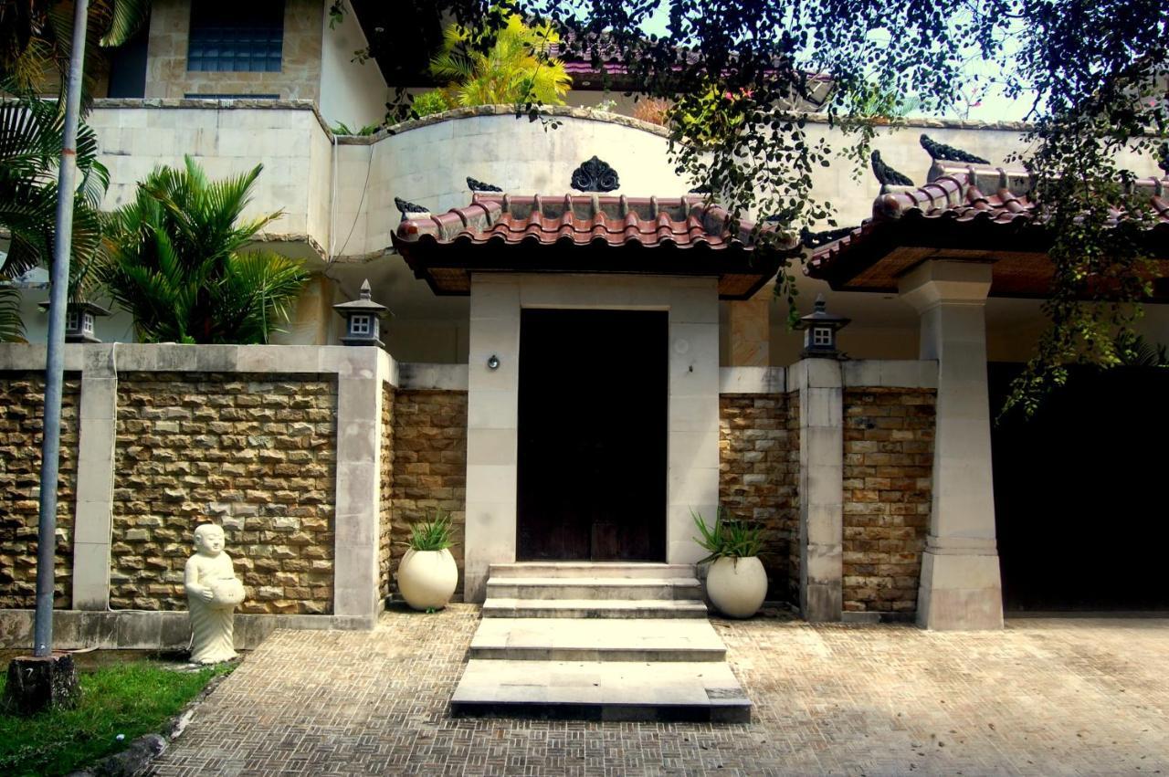 Villa Tentram Puri Gading Jimbaran Exterior foto